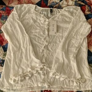 White top with fringe detail